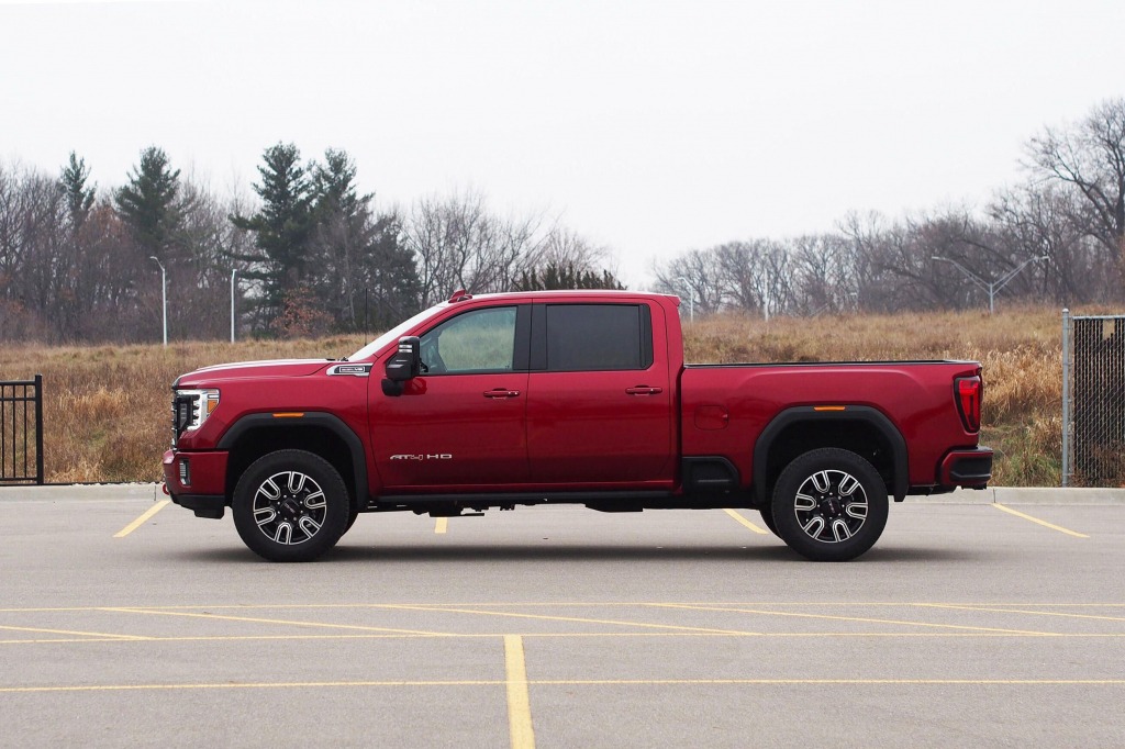 2022 GMC Sierra 2500HD Spy Shots