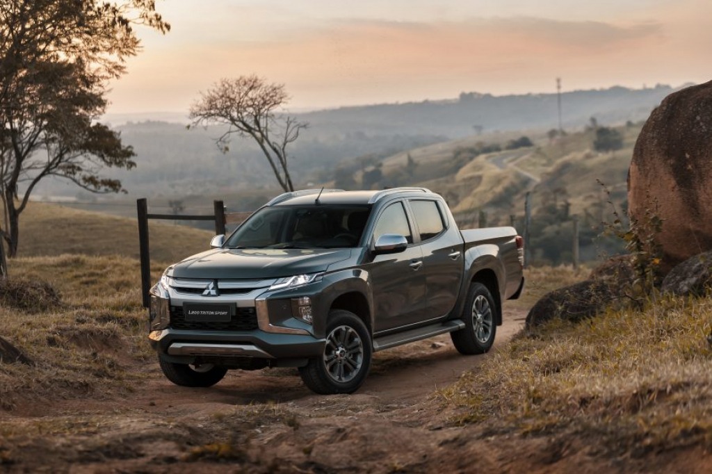 2022 Mitsubishi L200 Spy Shots